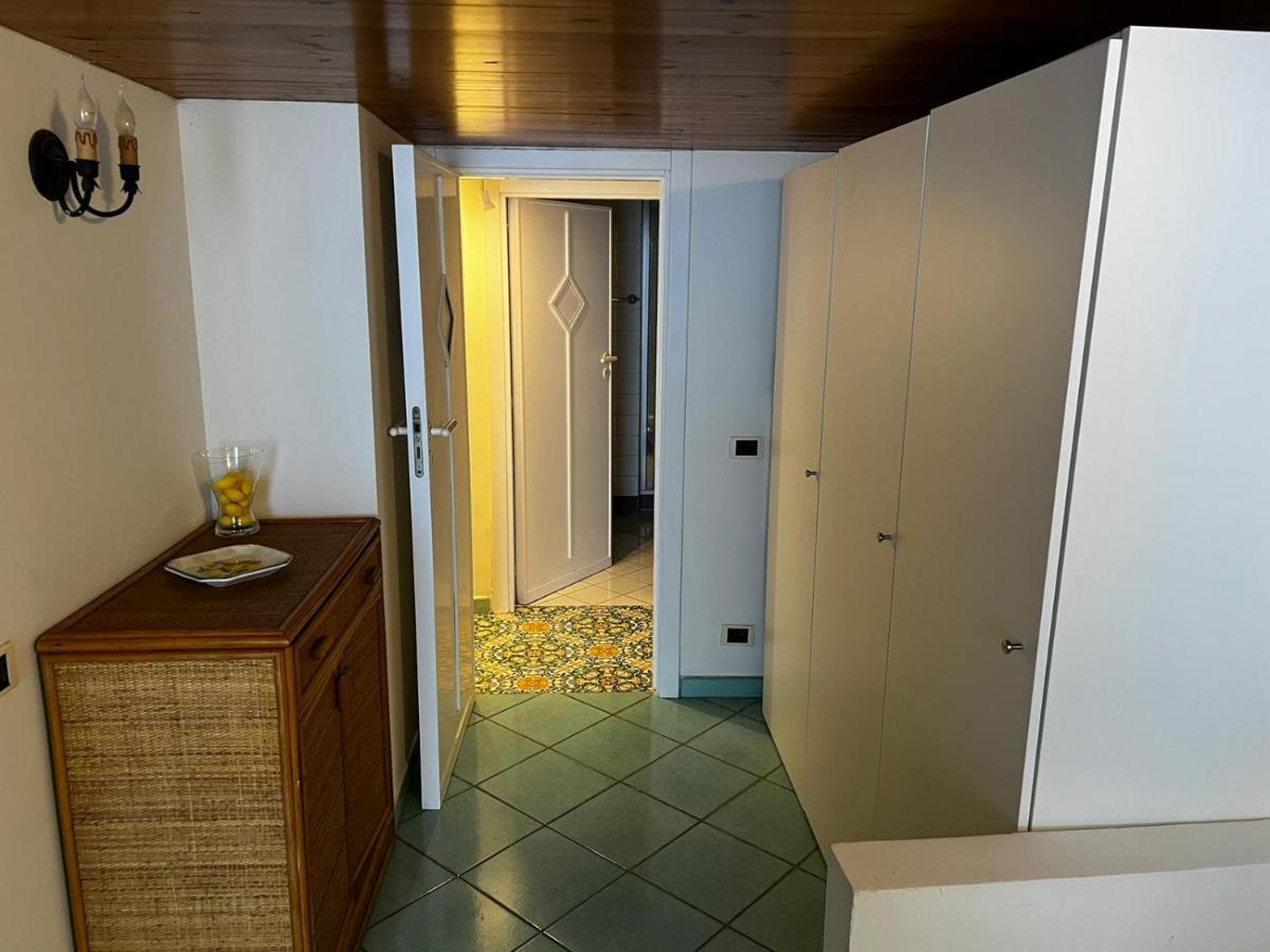 Appartamento Casa Vista Mare Capri Esterno foto